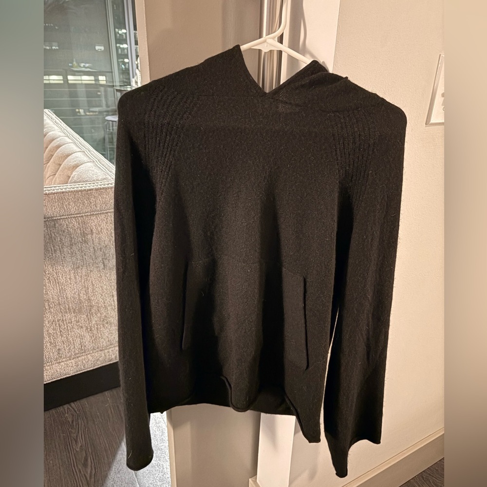 White + Warren Cashmere Hooded Sweater/Sweatshirt with Wide Sleeves